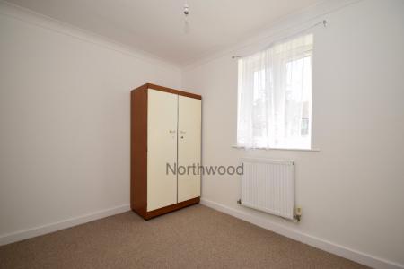 2 bedroom Flat for sale in Maidenhall Approach, Ipswich, IP2