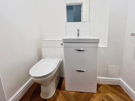 4 bedroom Terraced House to let in Manning Road, Felixstowe