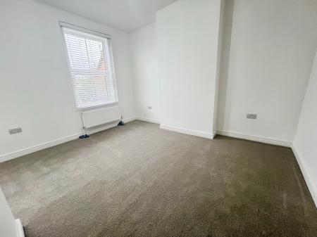 4 bedroom Terraced House to let in Manning Road, Felixstowe