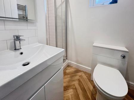 4 bedroom Terraced House to let in Manning Road, Felixstowe