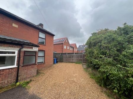 1 bedroom House share to let in Bramford Road