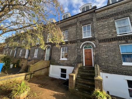 1 bedroom Flat to let in Christchurch Street, Ipswich