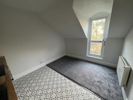 2 bedroom Flat to let in Christchurch Street, Ipswich
