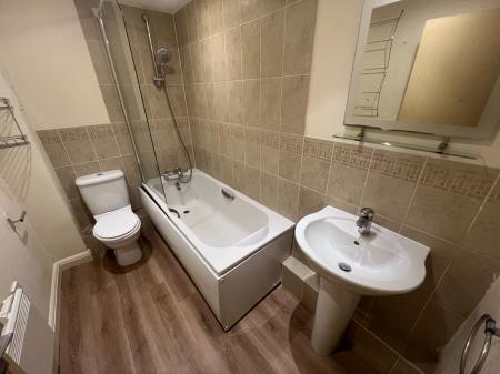 1 bedroom Flat to let in Yeoman Close, Ipswich