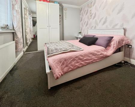 3 bedroom Terraced House for sale in Hossack Road Ipswich