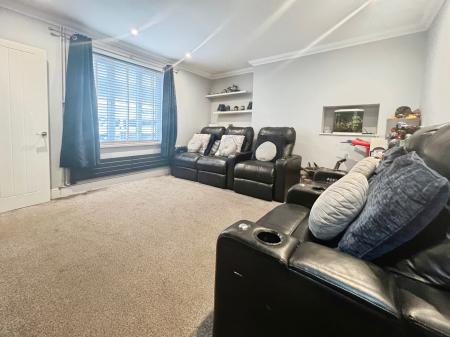 3 bedroom Terraced House for sale in Hossack Road Ipswich