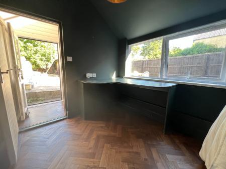 4 bedroom Terraced House for sale in 51 & 53 Cemetery Road, Ipswich