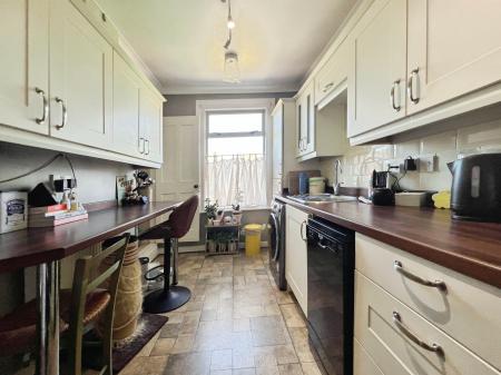 4 bedroom Flat for sale in 51 & 53 Cemetery Road, Ipswich