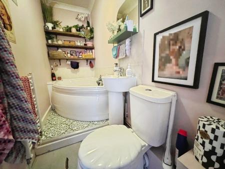 4 bedroom Flat for sale in 51 & 53 Cemetery Road, Ipswich
