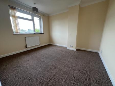 3 bedroom Semi-detached house for sale in Chesterfield Drive, Ipswich