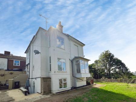 1 bedroom Flat to let in Lacey Street, Ipswich, Ipswich, IP4