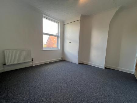 2 bedroom Terraced House to let in (C) Cauldwell Hall Road, Ipswich, IP4