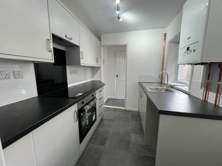 2 bedroom Terraced House to let in (C) Cauldwell Hall Road, Ipswich, IP4