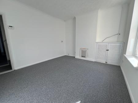 2 bedroom Terraced House to let in (C) Cauldwell Hall Road, Ipswich, IP4