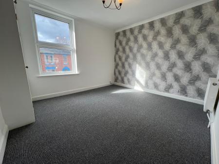 2 bedroom Terraced House to let in (C) Cauldwell Hall Road, Ipswich, IP4