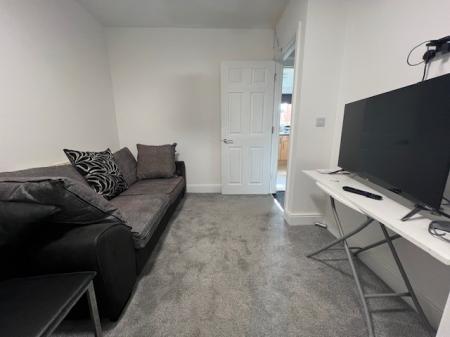 5 bedroom House share to let in Bramford Road
