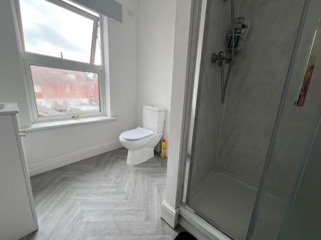 5 bedroom House share to let in Bramford Road
