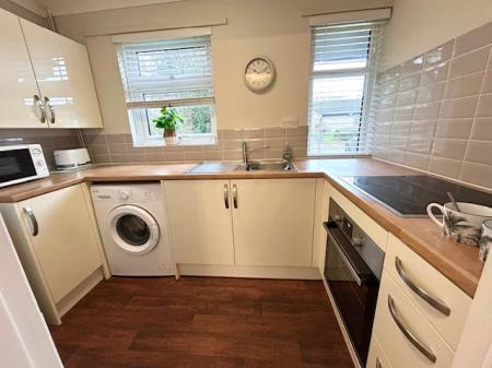 1 bedroom Bungalow to let in Faulkners Way Felixstowe