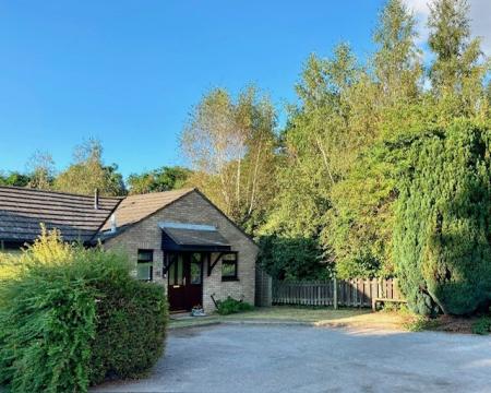 1 bedroom Bungalow to let in Faulkners Way Felixstowe