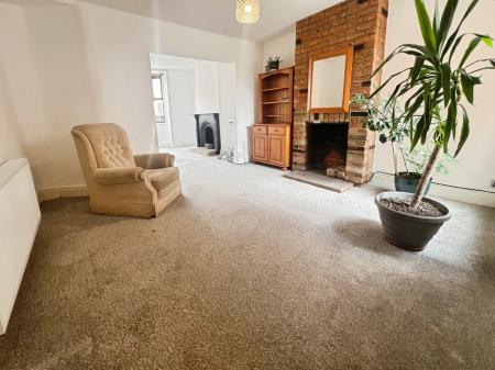 1 bedroom Flat to let in Foxhall Road, Ipswich