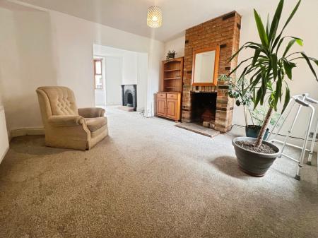 1 bedroom Flat to let in Foxhall Road, Ipswich