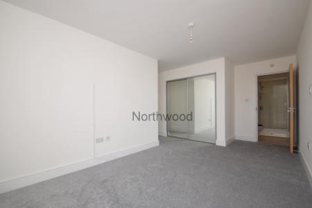 2 bedroom Flat to let in Anchor Street, Orwell Quay, Ipswich, IP3