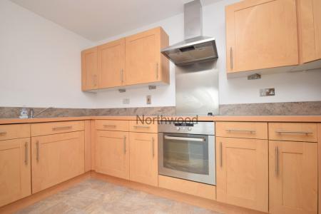 2 bedroom Flat to let in Anchor Street, Orwell Quay, Ipswich, IP3