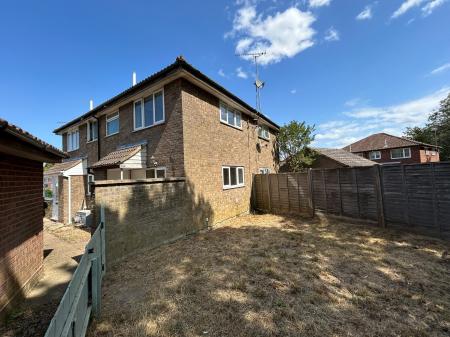 1 bedroom Terraced House to let in Ashground Close, Trimley St Martin, IP11
