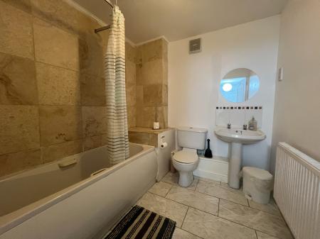 2 bedroom Flat for sale in Firmin Close Ipswich