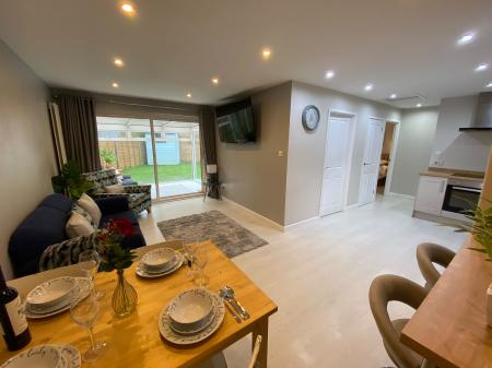 2 bedroom Bungalow to let in Trimley St Mary, Felixstowe