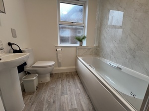 1 bedroom Flat to let in Holland Road, Felixstowe, IP11