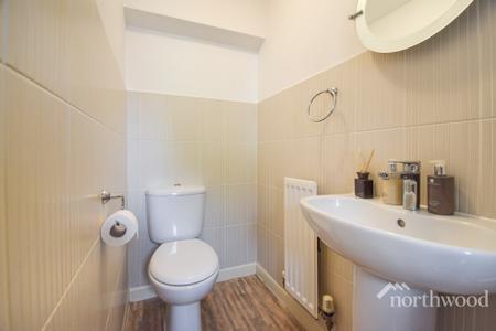 3 bedroom End of terrace house to let in Wards View, Kesgrave, Ipswich, IP5