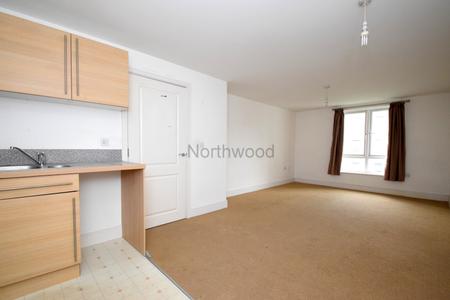 1 bedroom Flat to let in Yarmouth Road, Ipswich, IP1