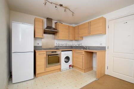 1 bedroom Flat to let in Yarmouth Road, Ipswich, IP1