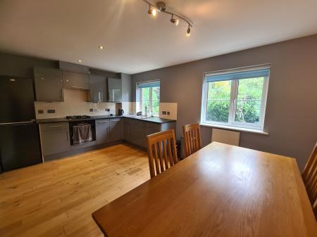 3 bedroom Town house to let in Esthwaite Gardens, Lancaster, LA1