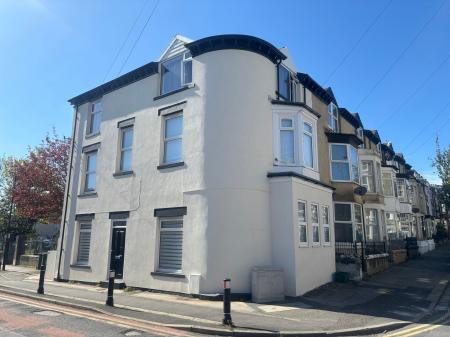 1 bedroom Flat to let in Poulton Road, Morecambe, LA4