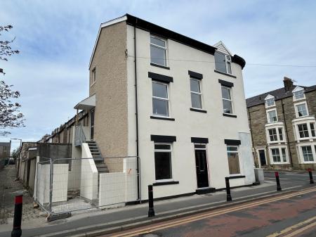 1 bedroom Flat to let in Poulton Road, Morecambe, LA4