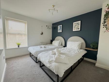 2 bedroom Terraced House to let in Alexandra Road, Lancaster, LA1