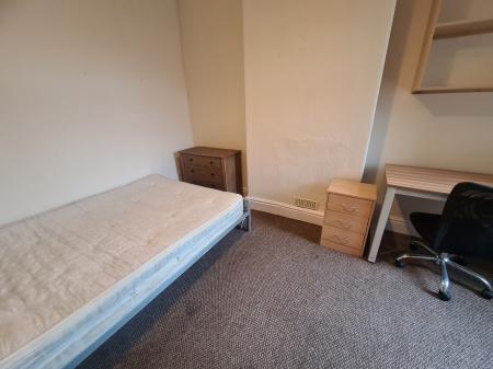 5 bedroom Terraced House to let in St. Oswald Street, Lancaster, LA1