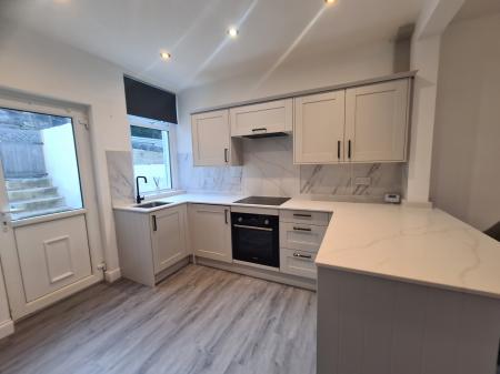 2 bedroom Terraced House to let in Dundee Street, Lancaster, LA1