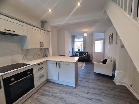 2 bedroom Terraced House to let in Dundee Street, Lancaster, LA1