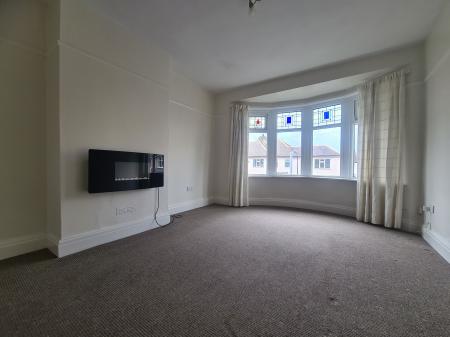 1 bedroom Flat to let in Elm Grove, Morecambe, LA4