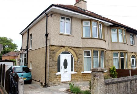 1 bedroom Flat to let in Elm Grove, Morecambe, LA4