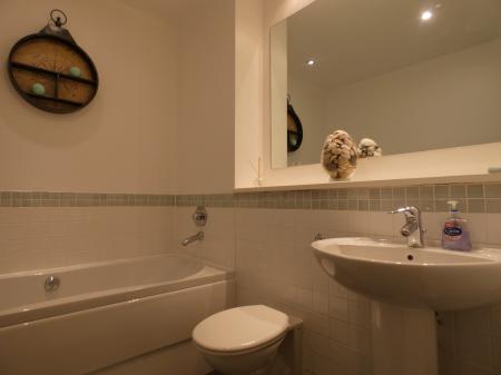 2 bedroom Apartment to let in The Roundhouse, Robert Street, LA1