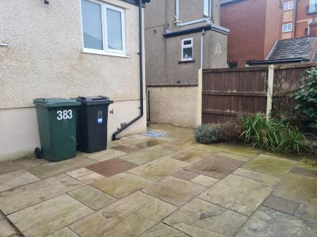 2 bedroom Ground floor flat to let in Marine Road East, Morecambe, LA4