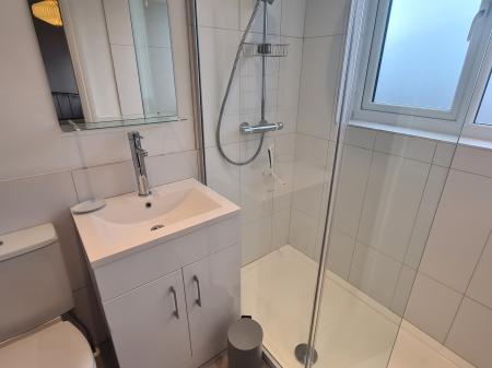 2 bedroom Ground floor flat to let in Marine Road East, Morecambe, LA4