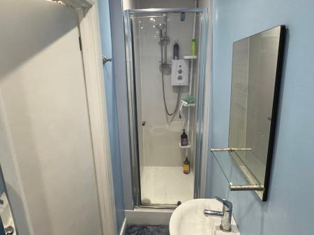 4 bedroom Terraced House to let in New Road, Lancaster, LA1
