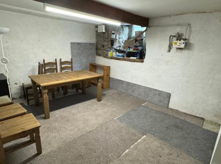 4 bedroom Terraced House to let in New Road, Lancaster, LA1