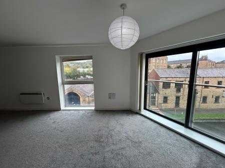 2 bedroom Apartment to let in Aalborg Place, Lancaster, LA1