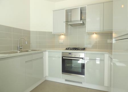 2 bedroom Flat to let in South Wing, The Residence, Kershaw Drive, Lancaster, LA1